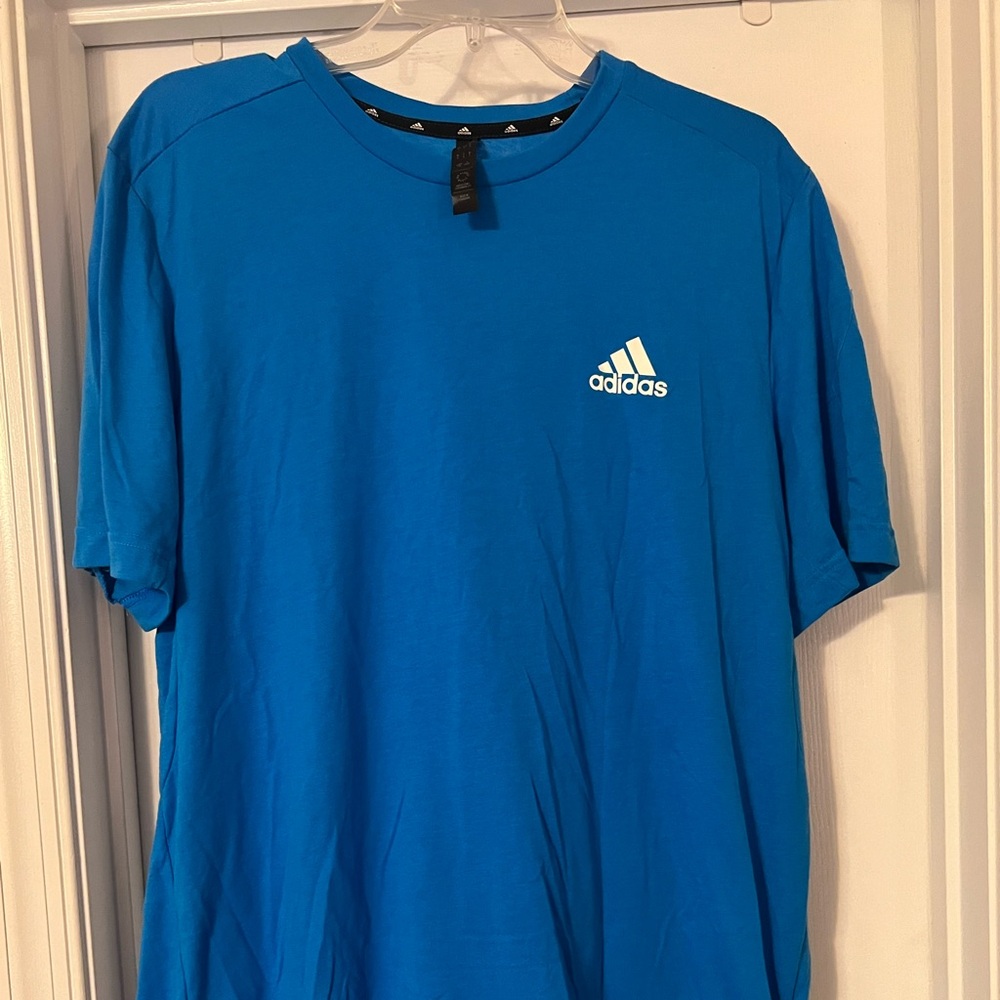 Adidas cool feel shirt sz lg NWT